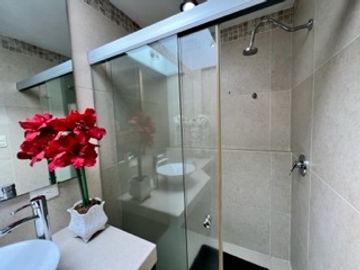 Casa en venta en La Isla Lomas de Angelópolis, lujo y confort en gran zona.