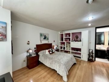 Casa en venta en La Isla Lomas de Angelópolis, lujo y confort en gran zona.