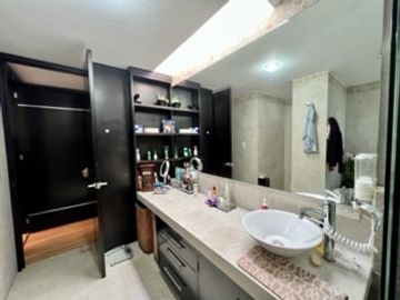 Casa en venta en La Isla Lomas de Angelópolis, lujo y confort en gran zona.