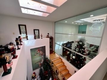 Casa en venta en La Isla Lomas de Angelópolis, lujo y confort en gran zona.