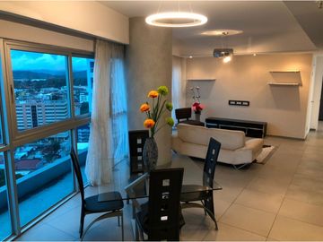 Venta: Apartamento amoblado en Yacht Club, Avenida Balboa