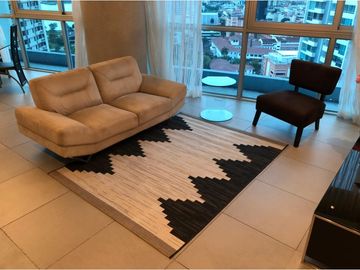 Venta: Apartamento amoblado en Yacht Club, Avenida Balboa