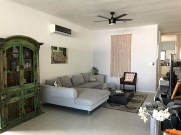Casa en Venta en Mérida, Privada Arbórea, Conkal( 27 )