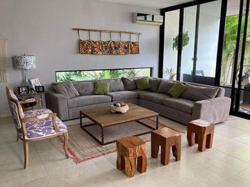 Casa en Venta en Mérida, Privada Arbórea, Conkal( 27 )