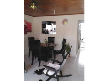 Casa en venta en el sector del limonar