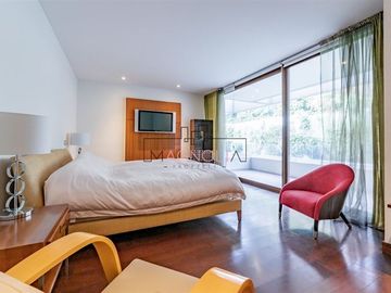 Departamento en Venta en ESPECTACULAR DUPLEX CON JARDÍN PRIVADO