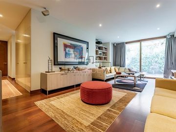 Departamento en Venta en ESPECTACULAR DUPLEX CON JARDÍN PRIVADO