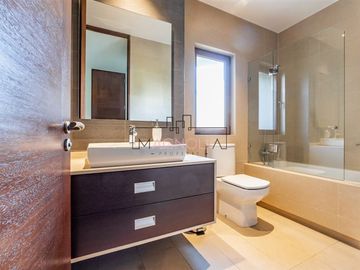 Departamento en Venta en ESPECTACULAR DUPLEX CON JARDÍN PRIVADO