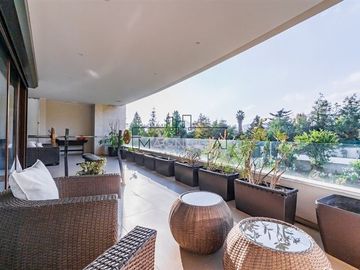 Departamento en Venta en ESPECTACULAR DUPLEX CON JARDÍN PRIVADO