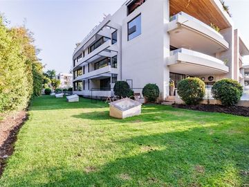 Departamento en Venta en ESPECTACULAR DUPLEX CON JARDÍN PRIVADO