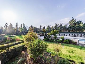 Departamento en Venta en ESPECTACULAR DUPLEX CON JARDÍN PRIVADO