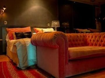 VENTA HOTEL BOUTIQUE CON 2 PILETAS, VINOTECA, CASCADA Y HAB. CON DISEÑO