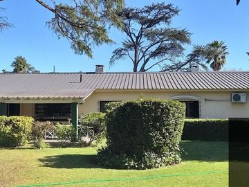 Casa en venta salida a dos calles en El Trébol