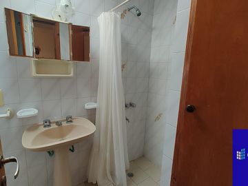 Dúplex en venta de 2 dormitorios c/ cochera en Costa Azul