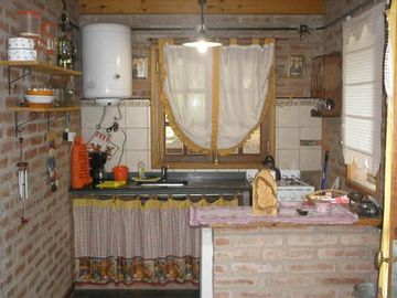Casa en venta de 2 dormitorios c/ cochera en Villa Ventana