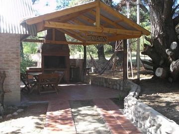 Casa en venta de 2 dormitorios c/ cochera en Villa Ventana