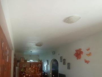 Casa en venta de 3 dormitorios c/ cochera en Punta Mogotes