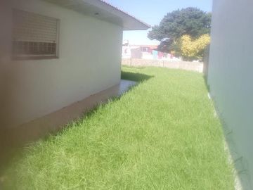 Casa en venta de 3 dormitorios c/ cochera en Punta Mogotes