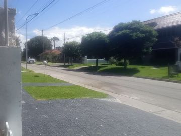 Casa en venta de 3 dormitorios c/ cochera en Punta Mogotes