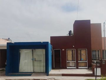 Casa en venta de 3 dormitorios en Carrara