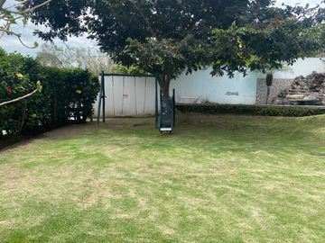 I3 VENDE CASA EN CUMBAYA