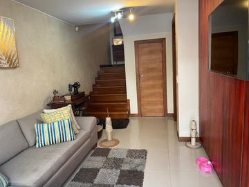 I3 VENDE CASA EN CUMBAYA