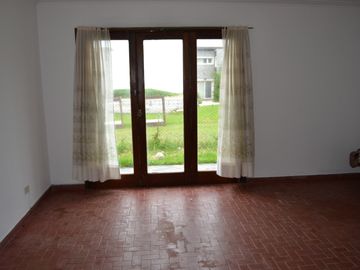 CASA ACANTILADOS