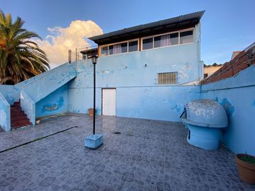 Chalet en venta de 3 dormitorios c/ cochera en Miramar