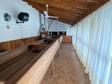 Chalet en venta de 3 dormitorios c/ cochera en Miramar