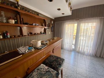 Chalet en venta de 3 dormitorios c/ cochera en Miramar