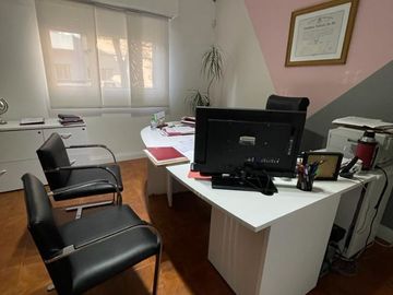 PH en venta de 4 dormitorios c/ cochera en Villa Buenos Aires