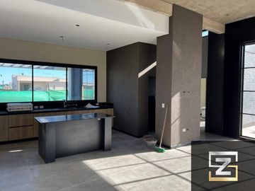 Casa en venta a estrenar  San Felipe Canning