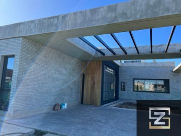 Casa en venta a estrenar  San Felipe Canning