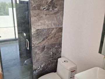UDLA CASA NUEVA EN FRACC EL SUSPIRO