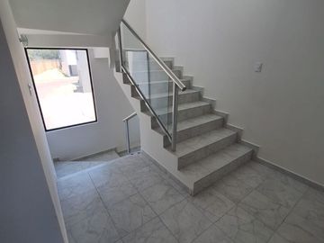 UDLA CASA NUEVA EN FRACC EL SUSPIRO