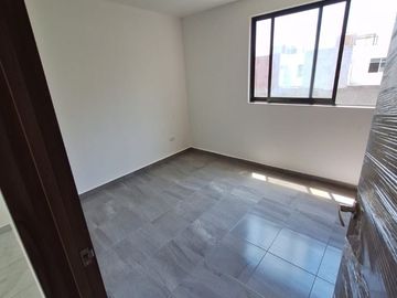 UDLA CASA NUEVA EN FRACC EL SUSPIRO