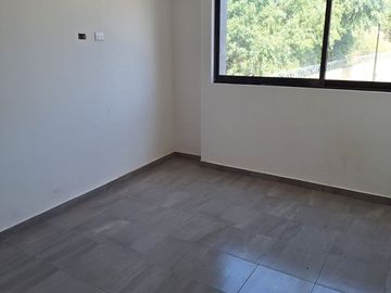 UDLA CASA NUEVA EN FRACC EL SUSPIRO