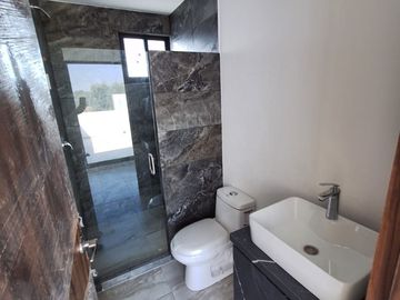 UDLA CASA NUEVA EN FRACC EL SUSPIRO