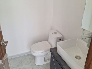 UDLA CASA NUEVA EN FRACC EL SUSPIRO