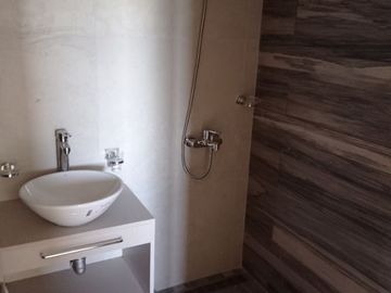 Departamento en venta de 2 ambientes en Canning Park