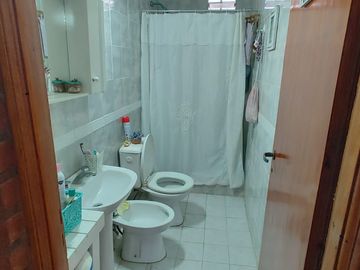 Dúplex en venta de 2 dormitorios c/ cochera en Costa Azul