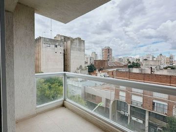 Departamento en venta de 2 dormitorios c/ cochera en Centro Gorriti 165