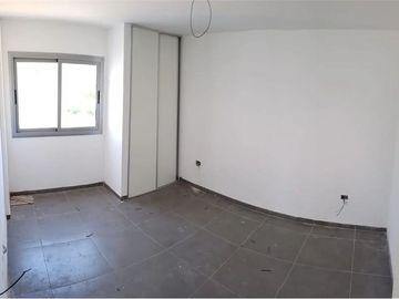Dúplex en venta de 3 dormitorios c/ cochera en Cuesta Colorada