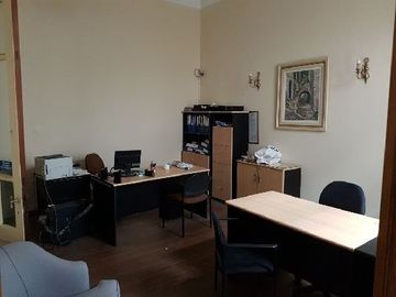 Interesante Casa Vta Para Oficinas Brown 689