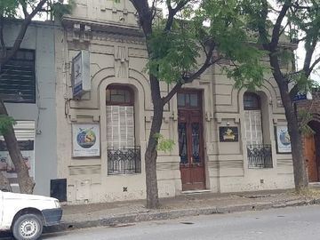 Interesante Casa Vta Para Oficinas Brown 689