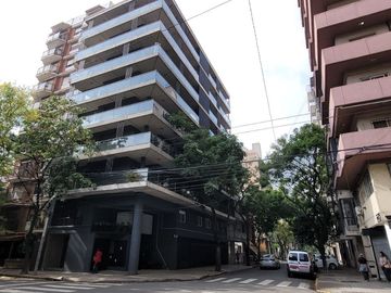 en VENTA departamento de 1 dormitorio en Barrio MARTIN - ROSARIO - Alem al 1500