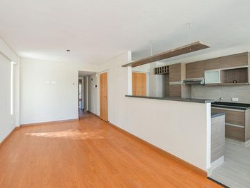 EN VENTA Depto 2 dorm c/ balcón y terraza en barrio Centro, Rosario