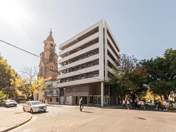 En VENTA dpto. 1 dormitorio c/balcón - Colón al 1800- Rep. de la Sexta, Rosario
