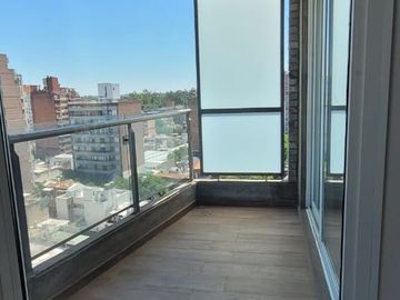 EN VENTA-Dpto 1 dorm. c/balcón-EMMA FUNDAR-Av Pellegrini al 1600-Rosario, Centro