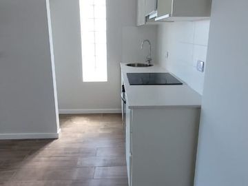 EN VENTA-Dpto 1 dorm. c/balcón-EMMA FUNDAR-Av Pellegrini al 1600-Rosario, Centro